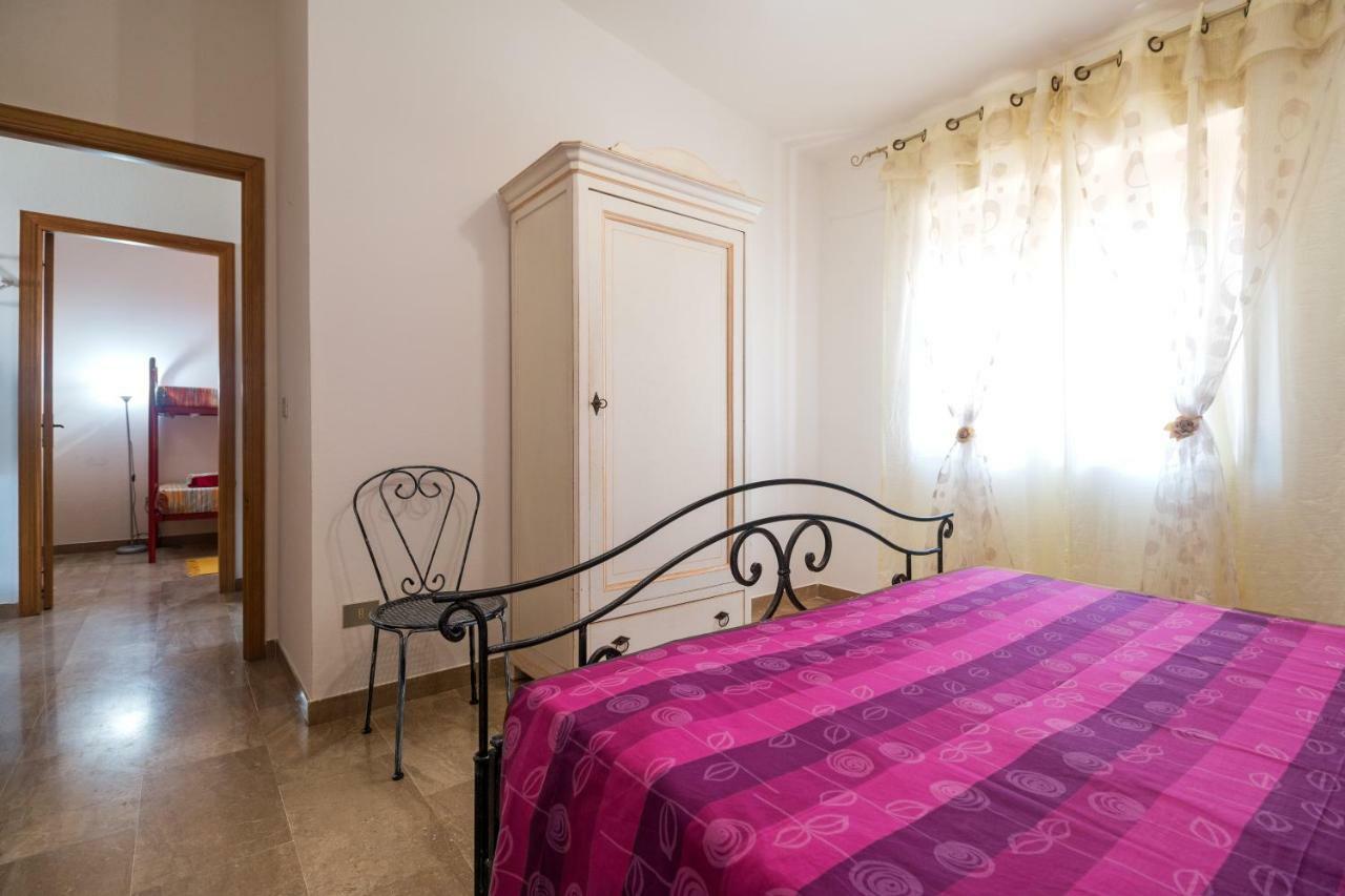 White Rose Suite Apartment Cala Gonone Kültér fotó